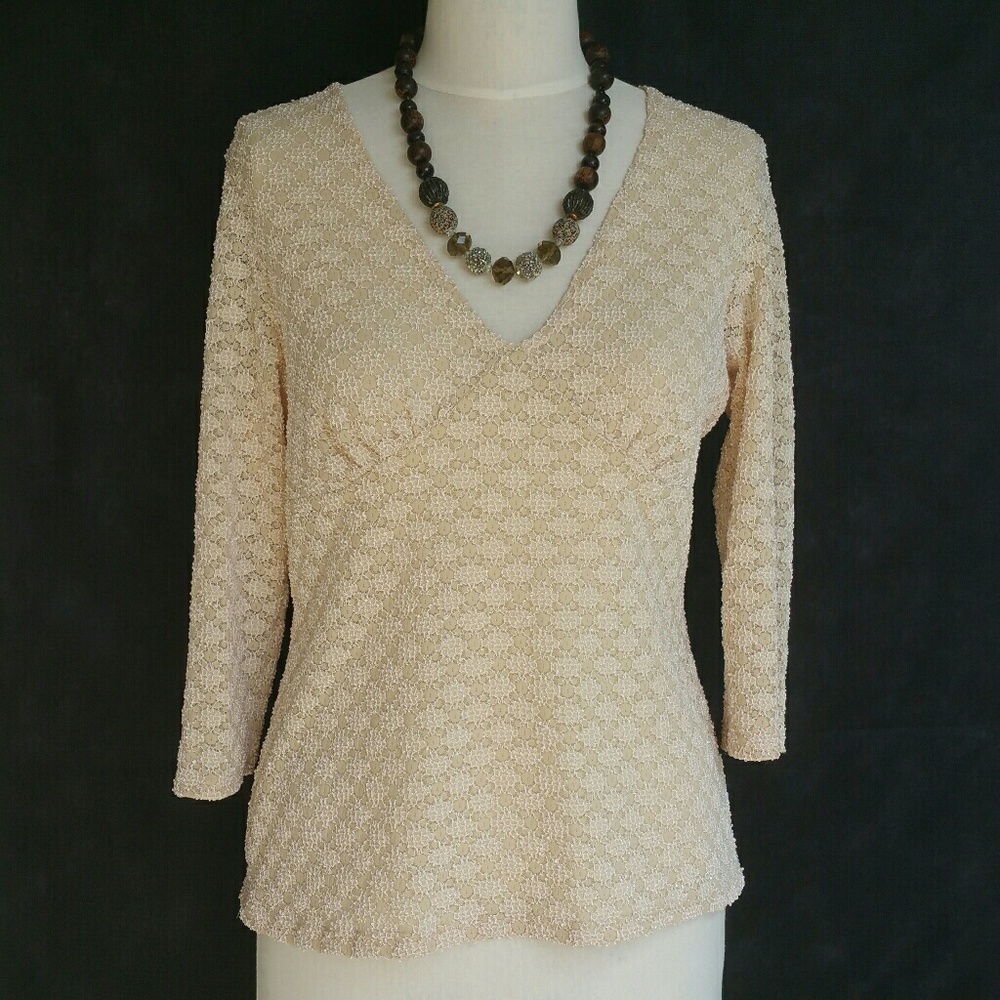 Nicola Cream Top V-neck Size L 3/4 Sleeves